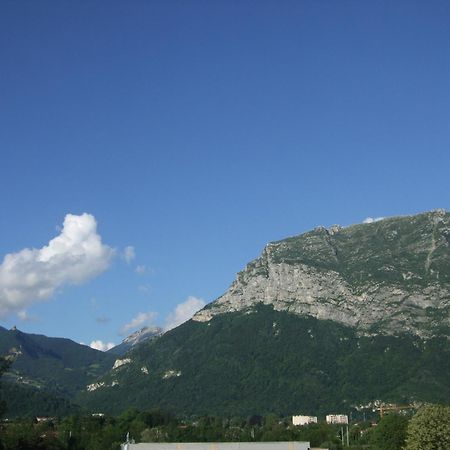 Ekho Hotel Grenoble Nord Saint Egreve Dış mekan fotoğraf