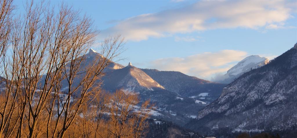 Ekho Hotel Grenoble Nord Saint Egreve Dış mekan fotoğraf